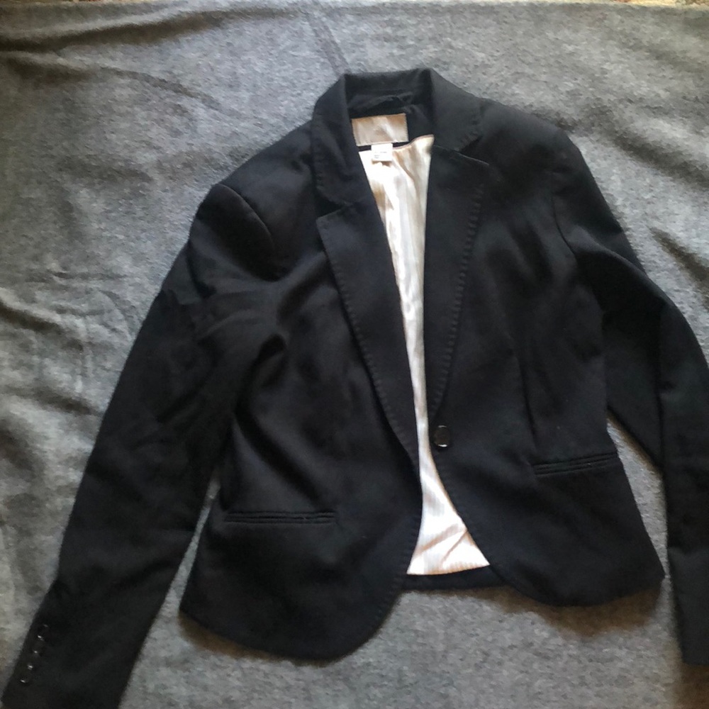 H&M black blazer